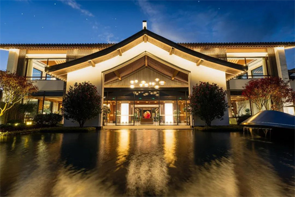 擁抱極致旅居生活，彝文化輕奢度假合院酒店——琢舍美歌，12月10日盛情啟幕