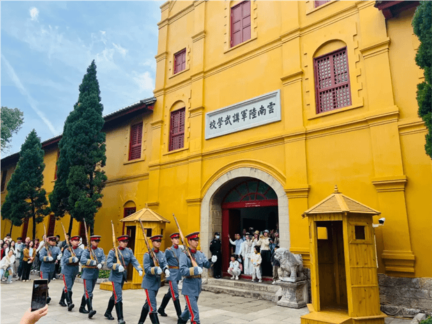 公司企業(yè)來昆明不知道去哪里團(tuán)建？跟著天行團(tuán)建公司來看看這條線路！